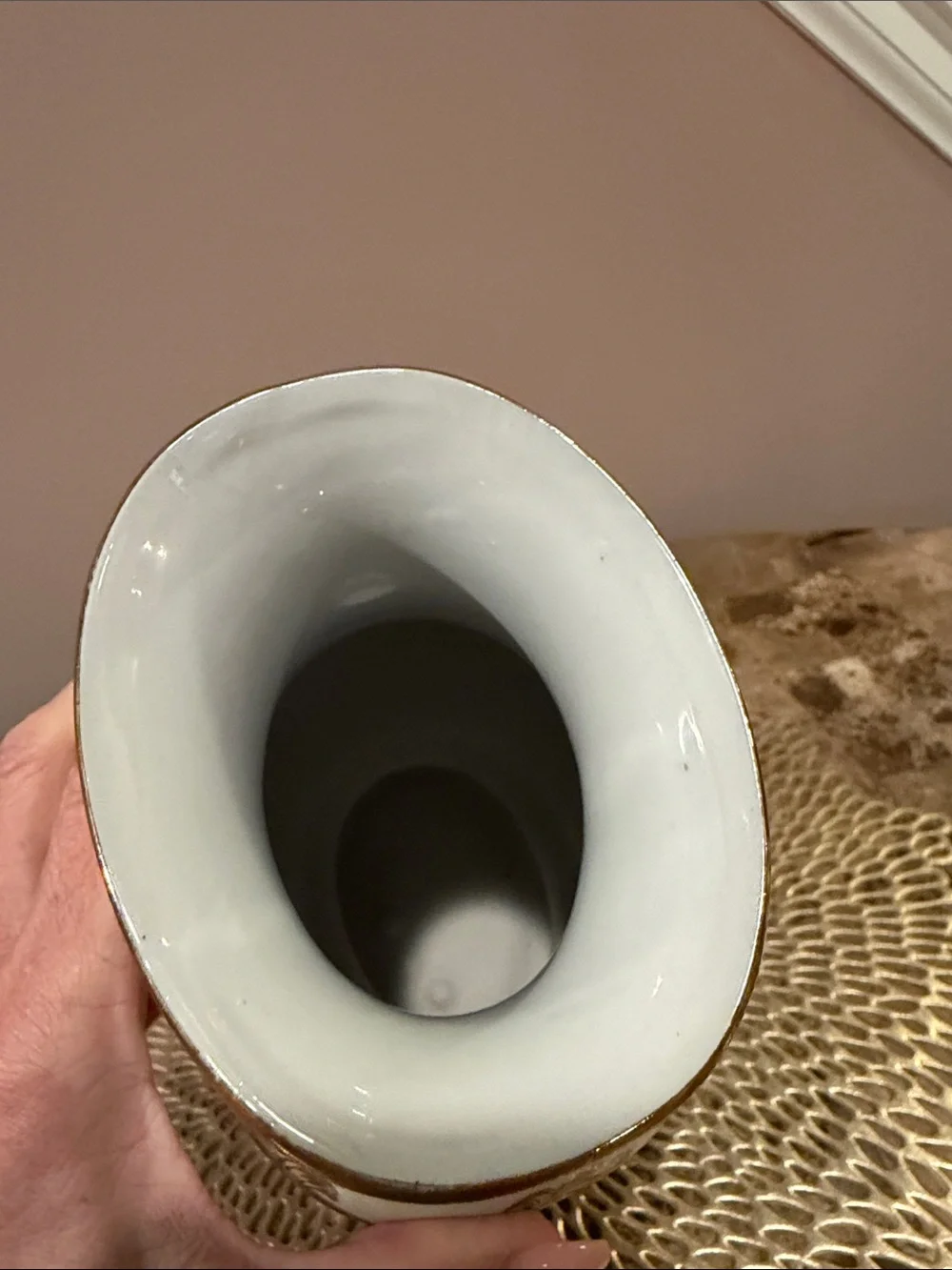 Andrea By Sadek White and Gold Porcelain Decorative Vase